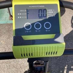 アルインコフィットネスバイクの画像