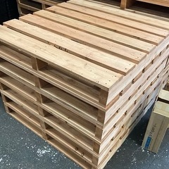 木パレット探しています。
