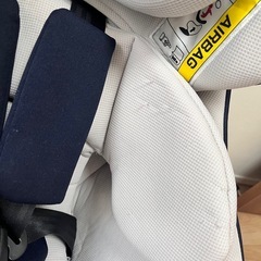 【新生児から使用可】コンビ チャイルドシートの画像