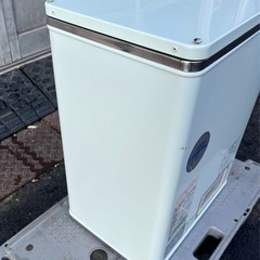【動確済み】イトミック 業務用 電気湯沸器 EW-12N4B-BT(1) 12L 単相 100V 貯湯式 壁掛け 小型 日本イトミック iTomic 電気温水器 大阪の画像