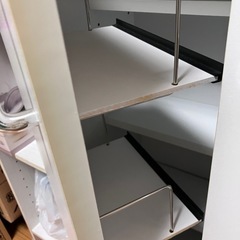 本棚　CDラックの画像