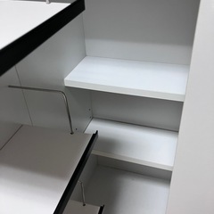 本棚　CDラックの画像