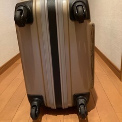 スーツケース　American Tourister の画像