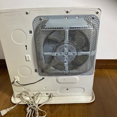 石油ファンヒーター＆ポリタンク＆ポンプの画像