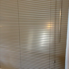 ブラインドカーテン　幅136×高100の画像