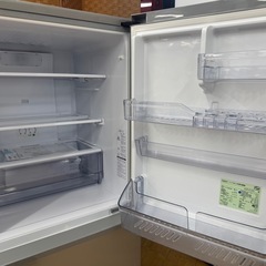 ジモティー特別価格🉐AQUA製★３ドア冷蔵庫★272L★6ヶ月間保証付きの画像