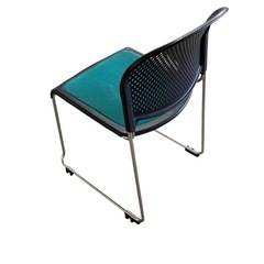 【ジ0130-23】シンプルだから色んな場面で使いやすい‼️オフィスチェア 肘掛けのないシンプルなデザインの画像