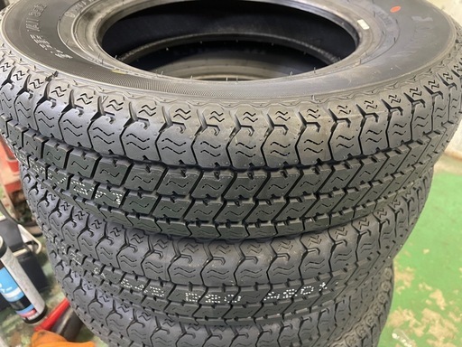 軽バン　145/80R12 80/78N LT 4本