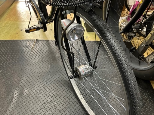 【3月限定10km圏内土曜日のみ送料無料】リユース品　軽快車　26インチ　オートライト3段変速