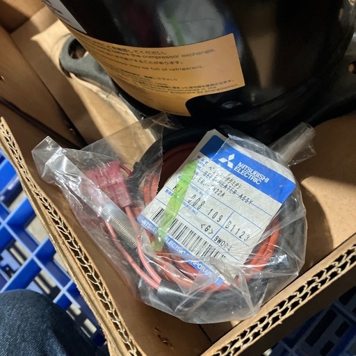 【未使用だが動作不明】三菱 交換用圧縮機 HNJ46TA 茨城県稲敷市
