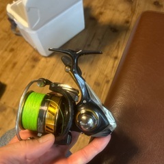 釣り竿とリールの画像