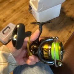 釣り竿とリールの画像