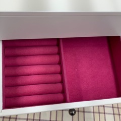 美原店 ジュエリーボックス 3段 引き出し ホワイト　アクセサリーケースの画像