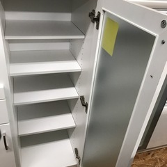 ジャングルジャングル貝塚店　レンジボード　ガラス　2ドア　引き出し　白　ホワイト　高さ調節　中古　貝塚市　二色浜の画像