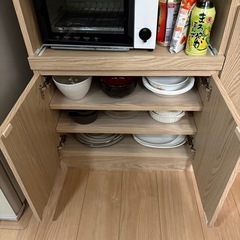 値下げです❗️食器棚　幅90cmの画像