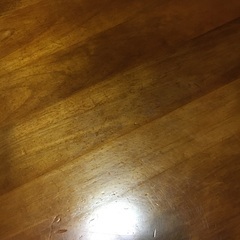 ダイニングテーブル（食卓机）です。の画像