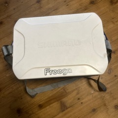 シマノクーラーボックスの画像