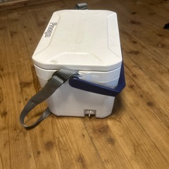 シマノクーラーボックスの画像