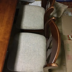 ダイニングテーブル（食卓机）です。の画像