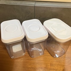 OXO オクソー ポップコンテナ  白　3個セットの画像