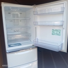 C070 送料設置無料　三菱　人気モデル　自動製氷機能付き大型冷蔵庫　335Lの画像