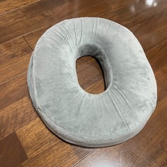 授乳クッションと円座の画像