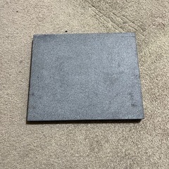 黒御影石 表札 25×30cm 厚み約2〜3cm 「野上」彫刻済み 未使用品の画像