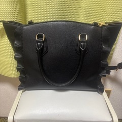 受け取り予定者様決まりましたサマンサベガ　紺のバッグの画像