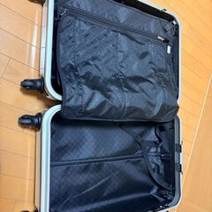 
決まりました。【無料/鍵2本付】Griffin Land スーツケース（中型Mサイズ）中面は超美品！引き取り限定！の画像