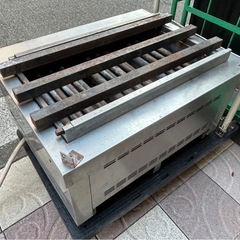 直接配送または引き取り限定　倖生炭グリラー　燻シリーズ　KA-75G 業務用　都市ガス用　グリラー　炭焼きの画像