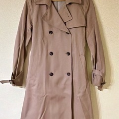 春物コート&パンプスの画像