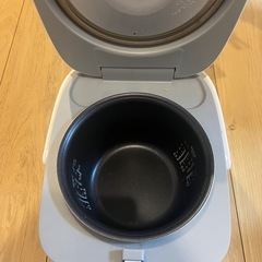 炊飯器の画像