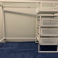 IKEA VITTSJO ラップトップテーブル　ガラス　デスク　VITTSJÖ ヴィットショー。　　の画像