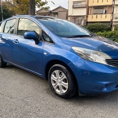 誰でも分割購入可能！【大阪店】日産　ノート　ブルーの画像