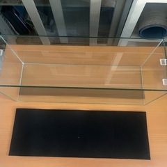 (値下げ中)【美品】GEX スリム600 ガラス水槽 の画像