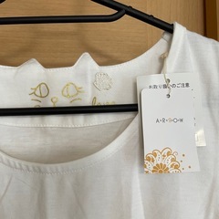 【新品未使用タグ付き】タンクトップ　猫金刺繍の画像