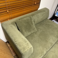 ソファーの画像