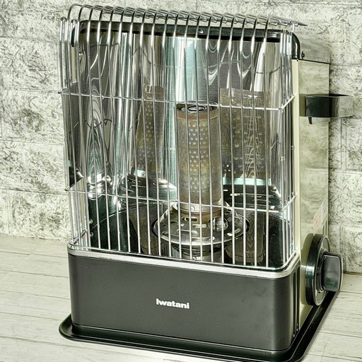 2020年製 Iwatani「ハイパワー デカ暖」カセットガスストーブ