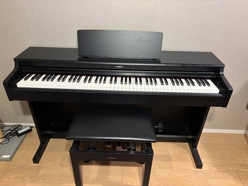 YAMAHA電子ピアノ、25年製、
美品です