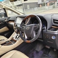 アルファードハイブリッド　エグゼクティブラウンジ　4WD 2月5日まで！の画像
