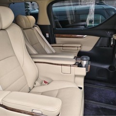 アルファードハイブリッド　エグゼクティブラウンジ　4WD 2月5日まで！の画像