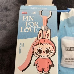 ② イニシャル　ラブブ　R 正規品の画像