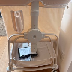 ベビーベッドの画像