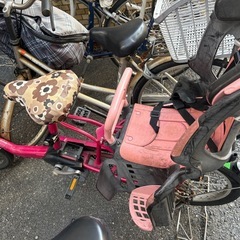 値下げしました。パナソニック電動自転車　バッテリー、充電スタンド付きの画像