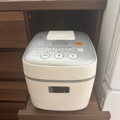 YAMAZEN デジタル炊飯器 コンパクトタイプ
の画像