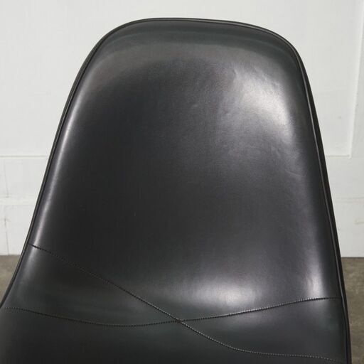【発送の場合は即購入不可】 Herman Miller イームズ サイドシェルチェア ヴィンテージ スタッキングベース FRP Eam