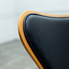 【発送の場合は即購入不可】 正規品 Fritz Hansen セブンチェア 3107 名作 椅子 フロントパディング 北欧 デンマーク アルネ ヤコブセン フリッツハンセン 97082の画像