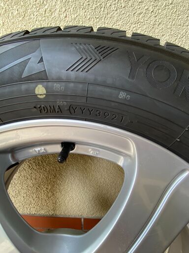 ヨコハマ　中古スタッドレスアルミセット 205/65R16 　5穴（4本1セット）　激安！！