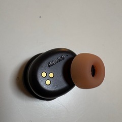 オーディオテクニカ　イヤホン　片側のみの画像