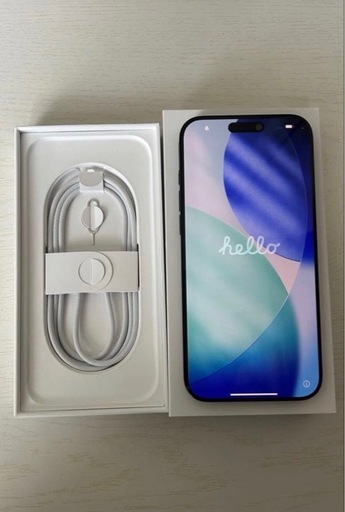 iPhone 16 pro max ブラックチタニウム　256GB